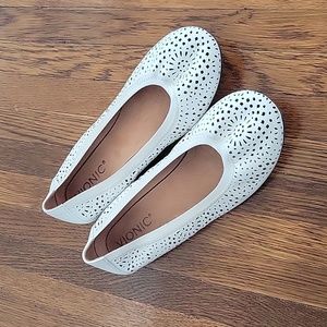 Vionic Robyn Perforated Leather Ballet Flats